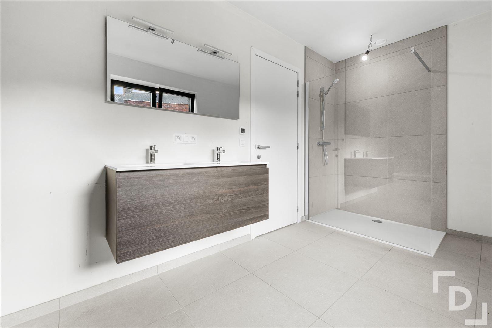 Eengezinswoning foto 13