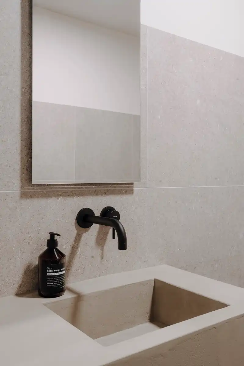 Hippe, gemeubelde studio op toplocatie in Wilrijk foto 11