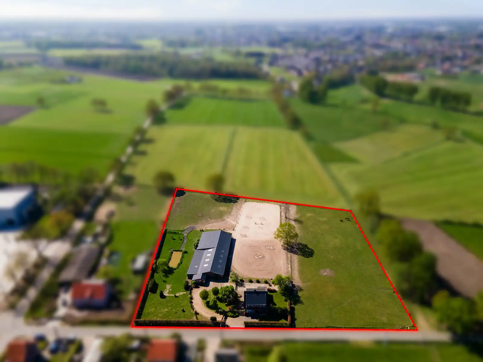 Hoofdfoto van de publicatie: Woning met stalling/bijgebouw op 1,3Ha