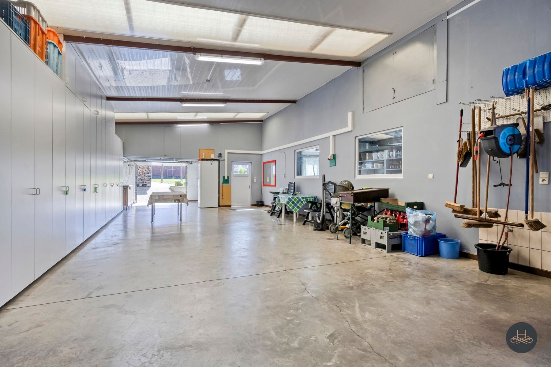 Woning met ruime loods op royaal perceel foto 26