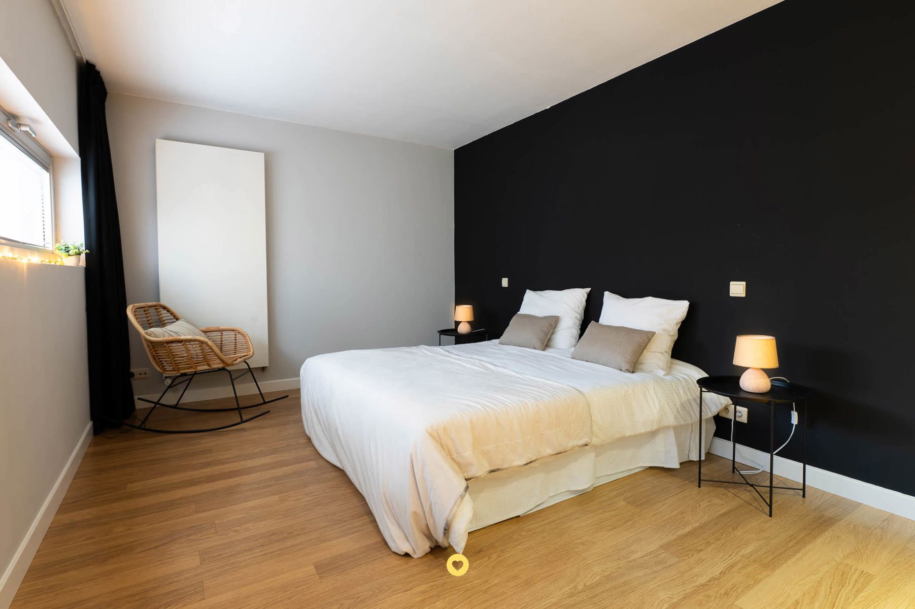 Rustig gelegen instapklare HOB met 4 SLK's, bureau en tuin foto 9