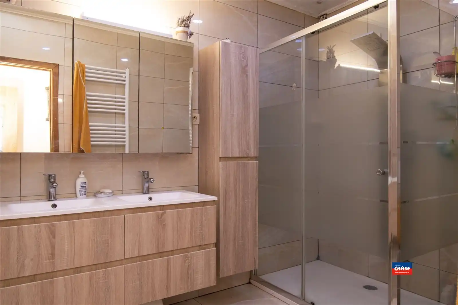 Woning met 4 tot 5 slaapkamers en tuin foto 8