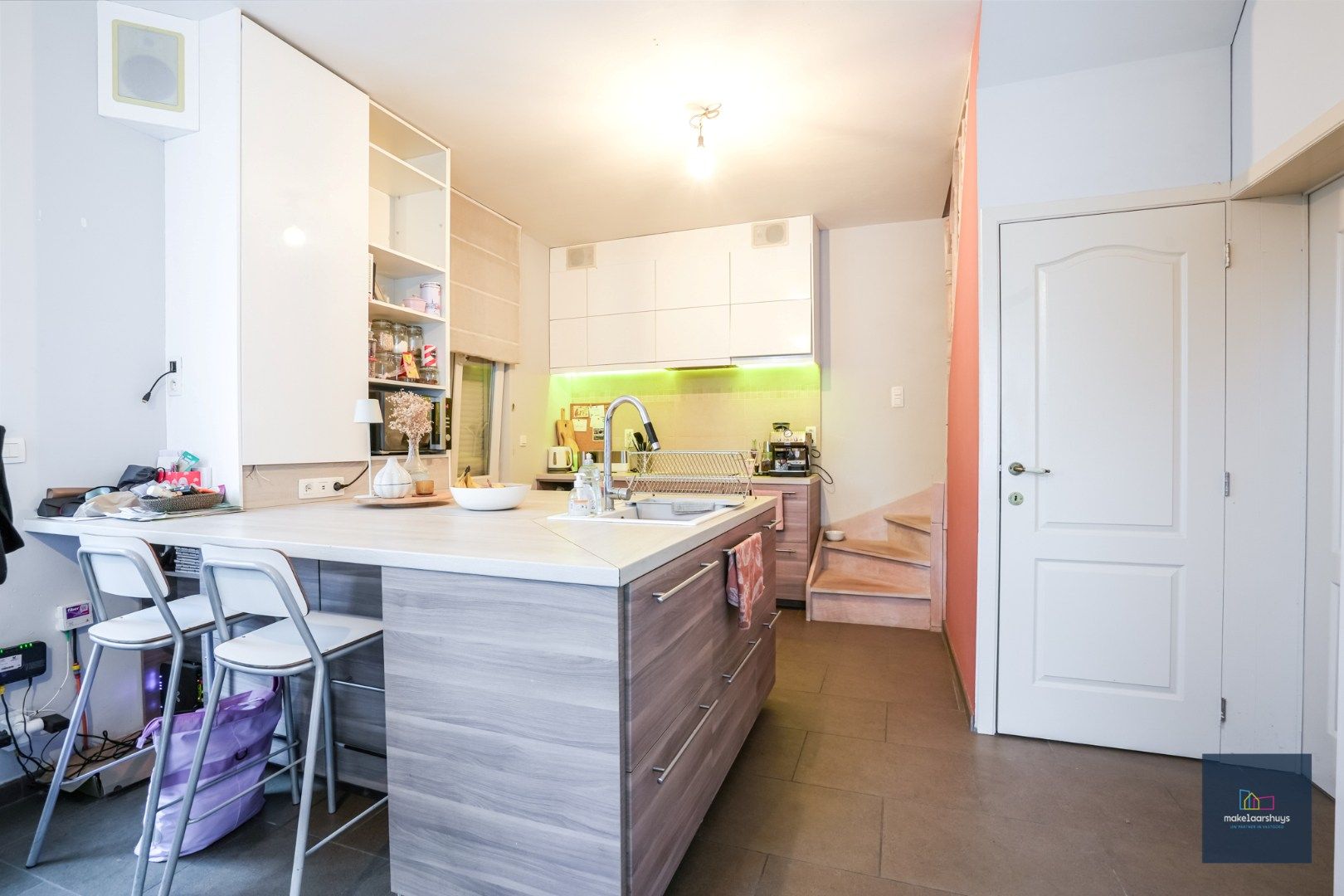 Woning met 3slpk op een goede ligging/ook geschikt voor Co-Housing foto 2