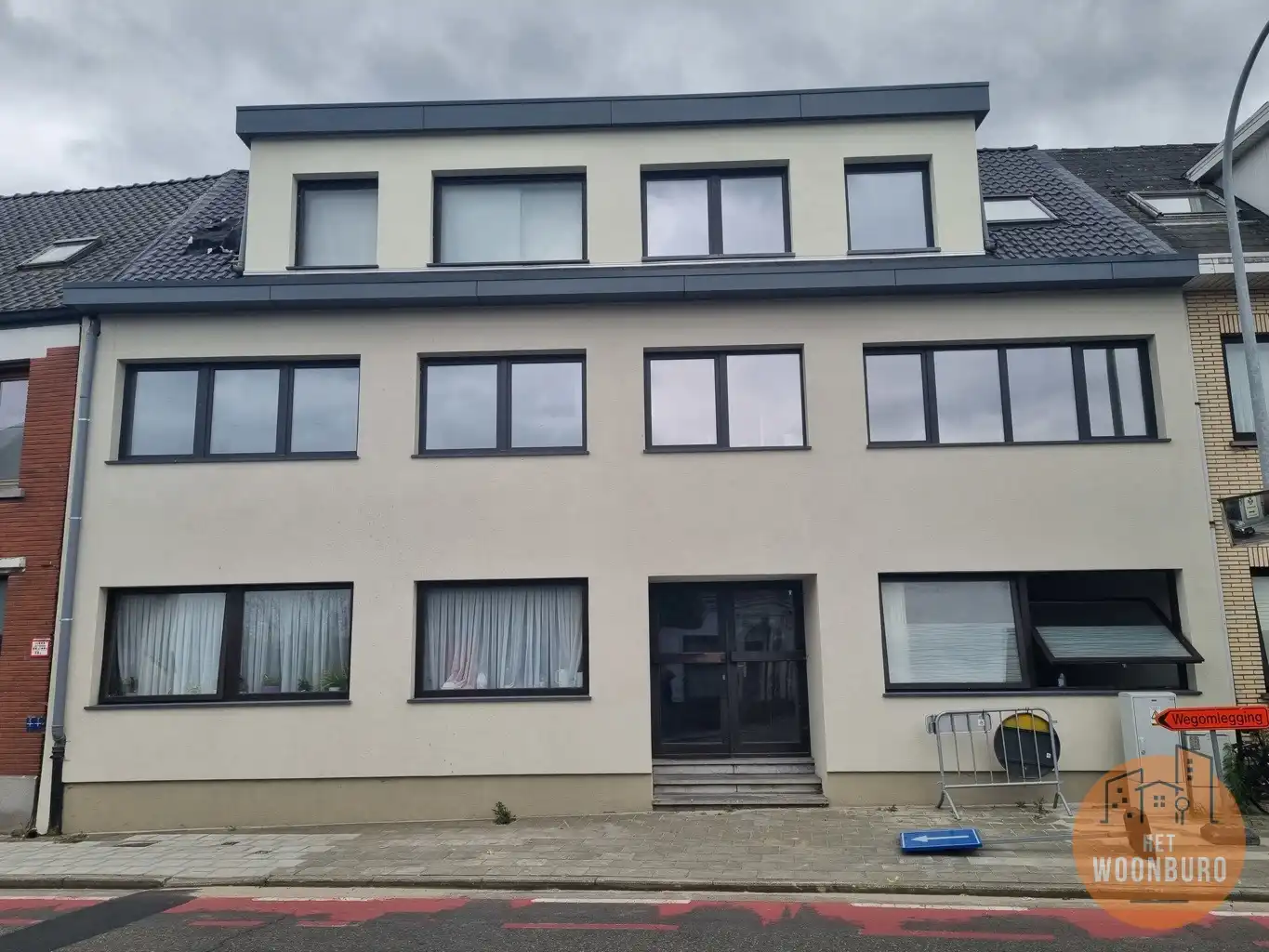 Appartement 1ste verdiep met 2 slpks en balkon foto {{pictureIndex}}