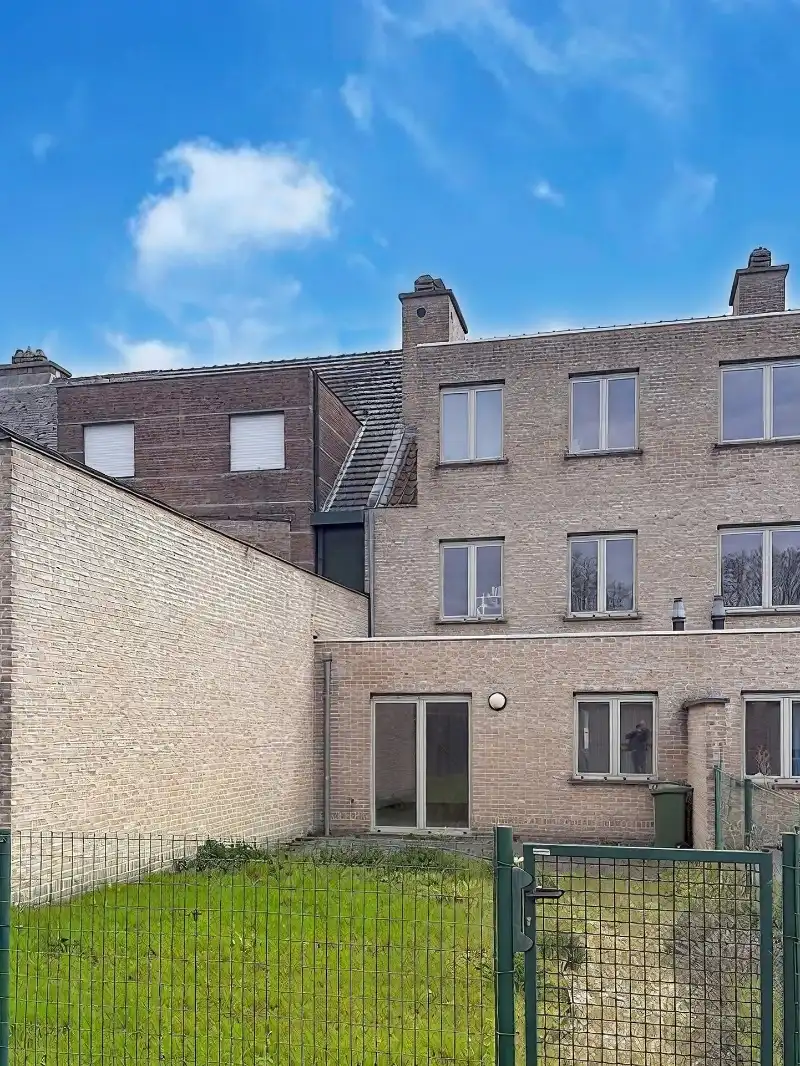 Gelijkvloers appartement met 2 slaapkamers en tuin foto 12