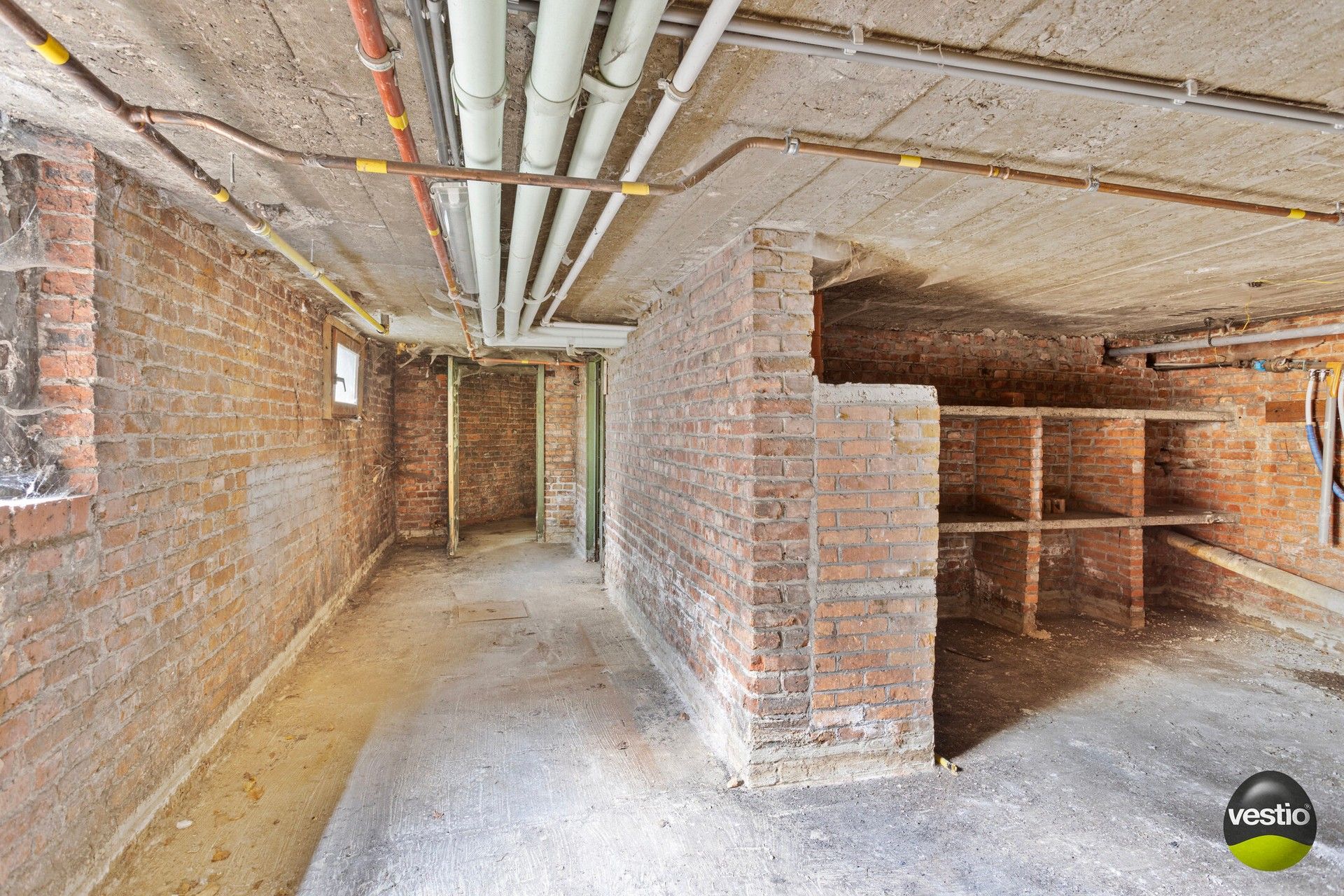 Opbrengstgebouw met 8 studentenkamers en gelijkvloerse handelsruimte in centrum Hasselt foto 21