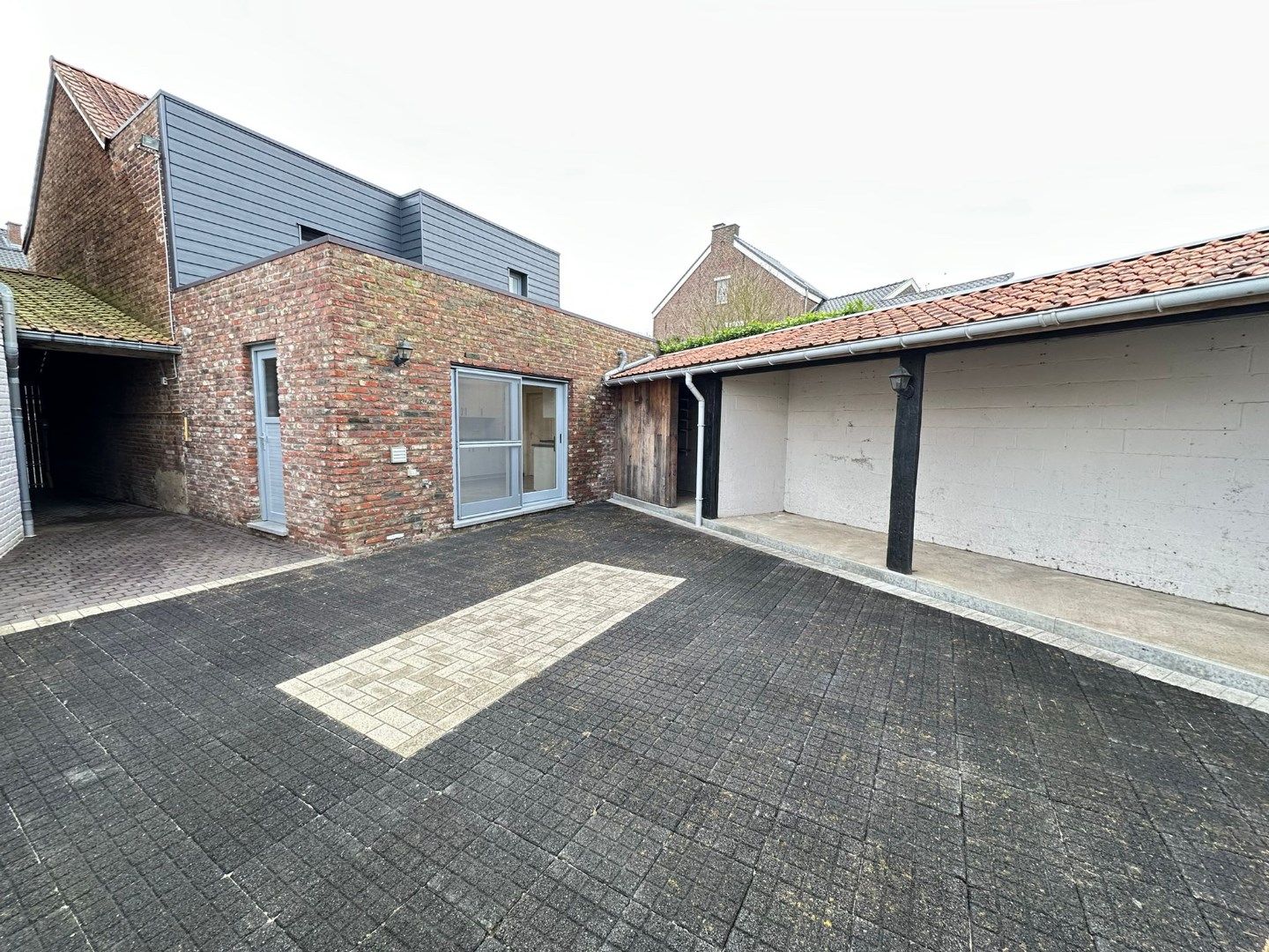 Gerenoveerde woning met tuin, terras, garage en 3 slaapkamers in Tongeren foto 8