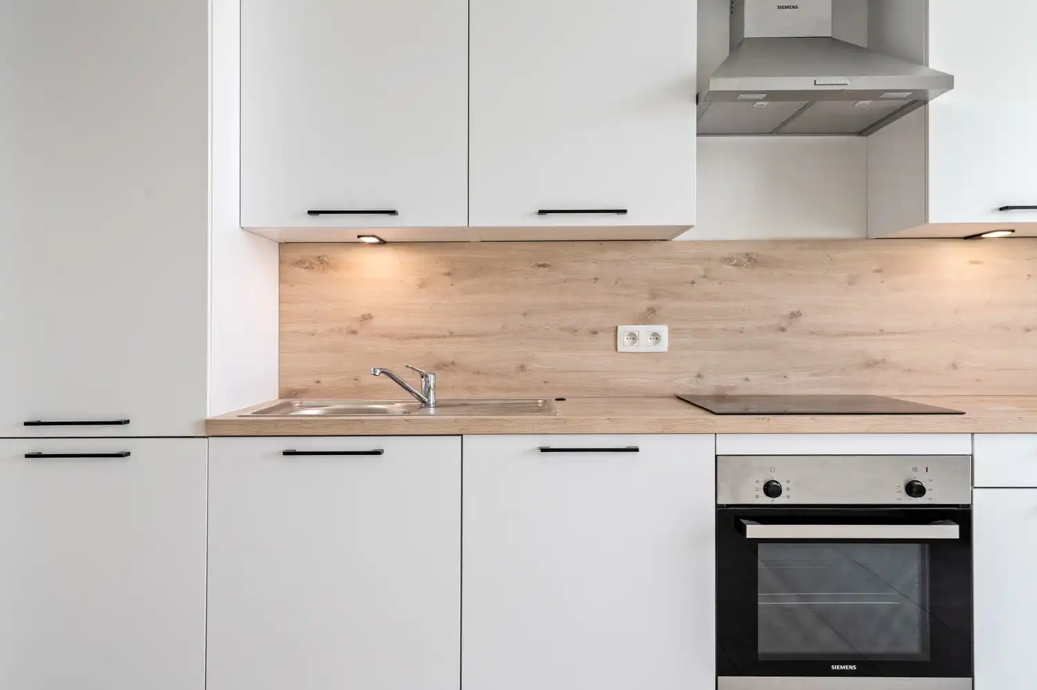 Prachtig en lichtrijk nieuwbouwappartement te huur nabij Zurenborg! foto {{pictureIndex}}