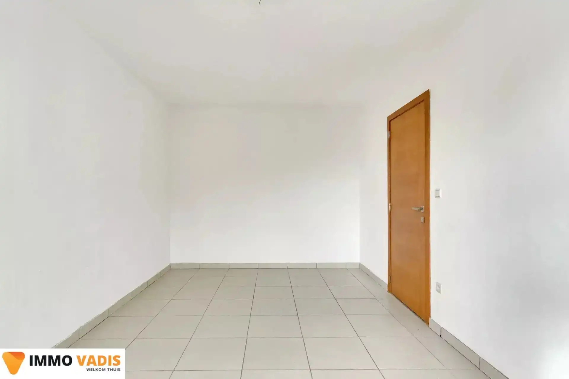 Ruim gelijkvloers appartement met  3 slaapkamers foto 5