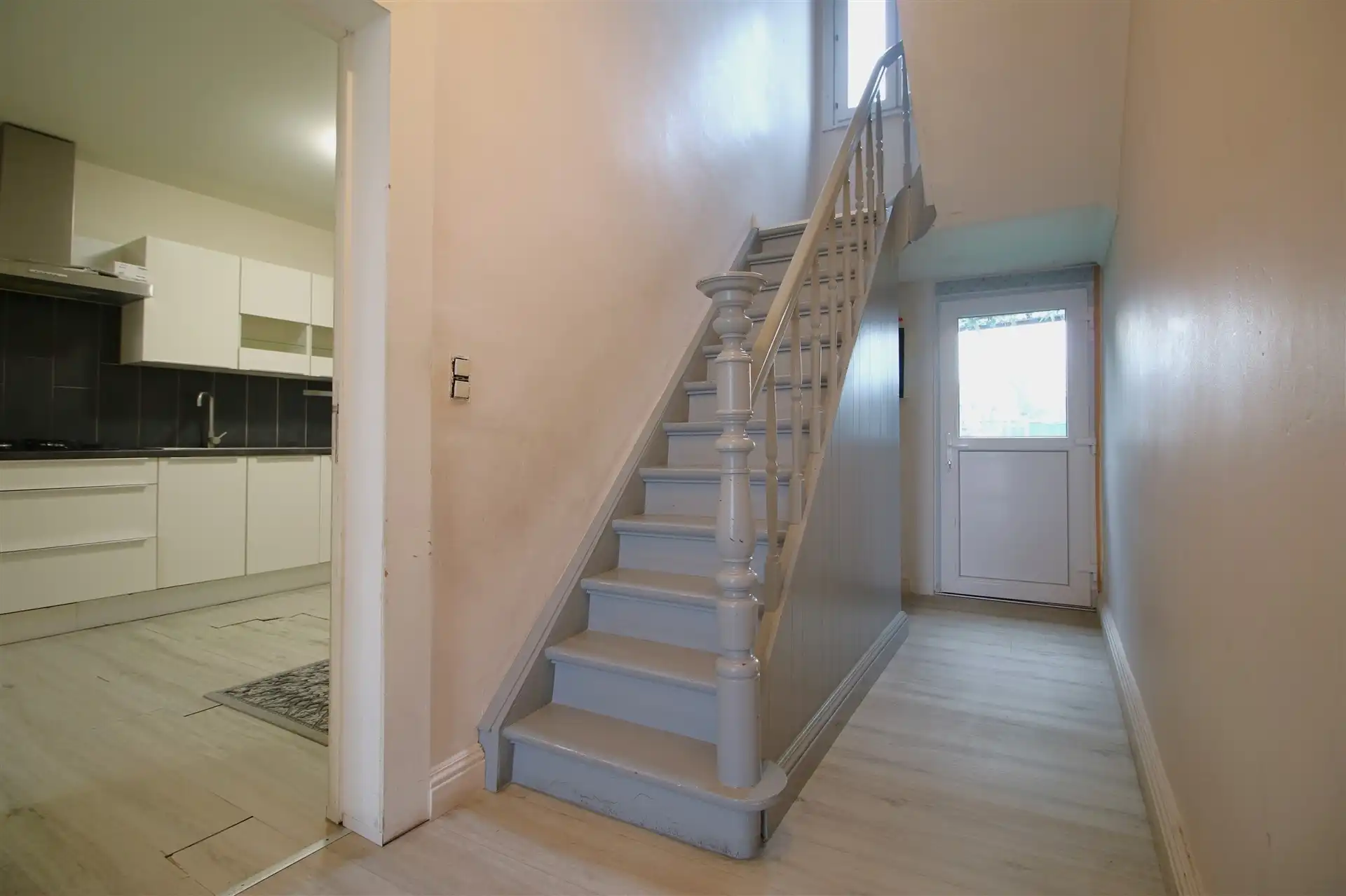 Vernieuwde rijwoning met tuin i.h. centrum foto 11