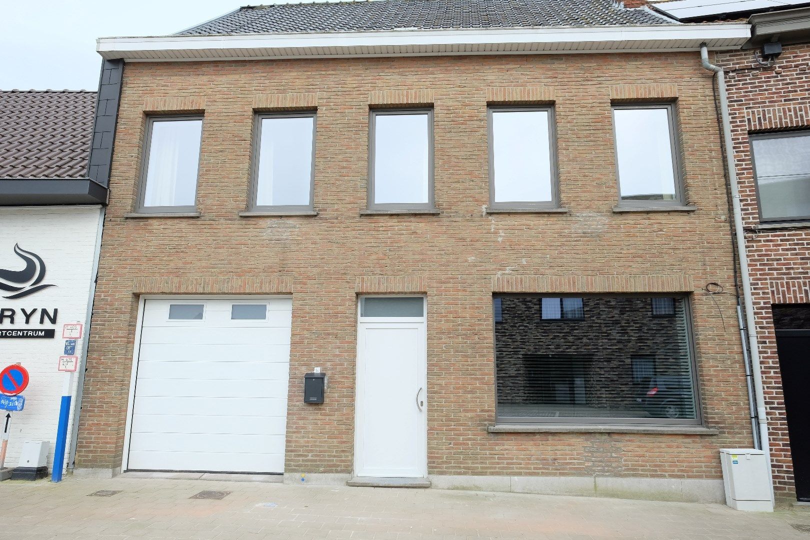 ()=>{if(producerUpdateValueVersion(node),producerAccessed(node),node.value===ERRORED)throw node.error;return node.value} Hogestraat 16 - - 8830 Hooglede