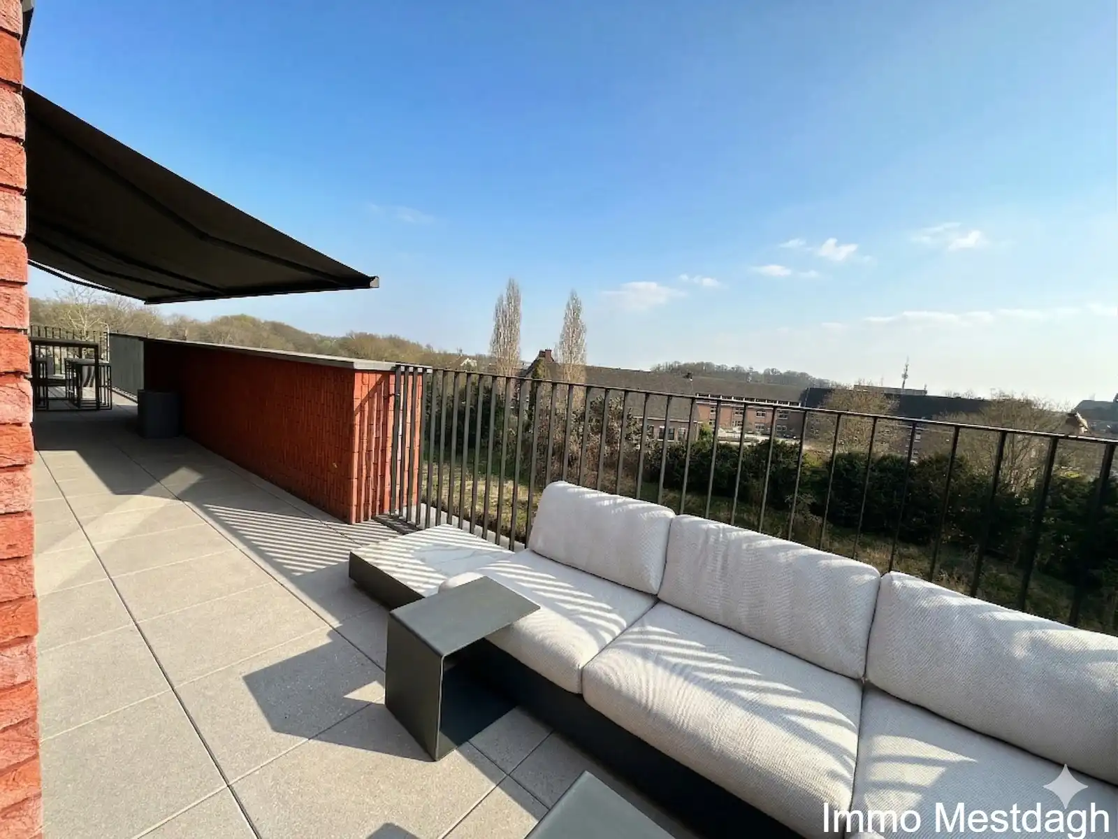 Unieke Penthouse met Panoramisch Uitzicht & Terrassen Rondom foto 24