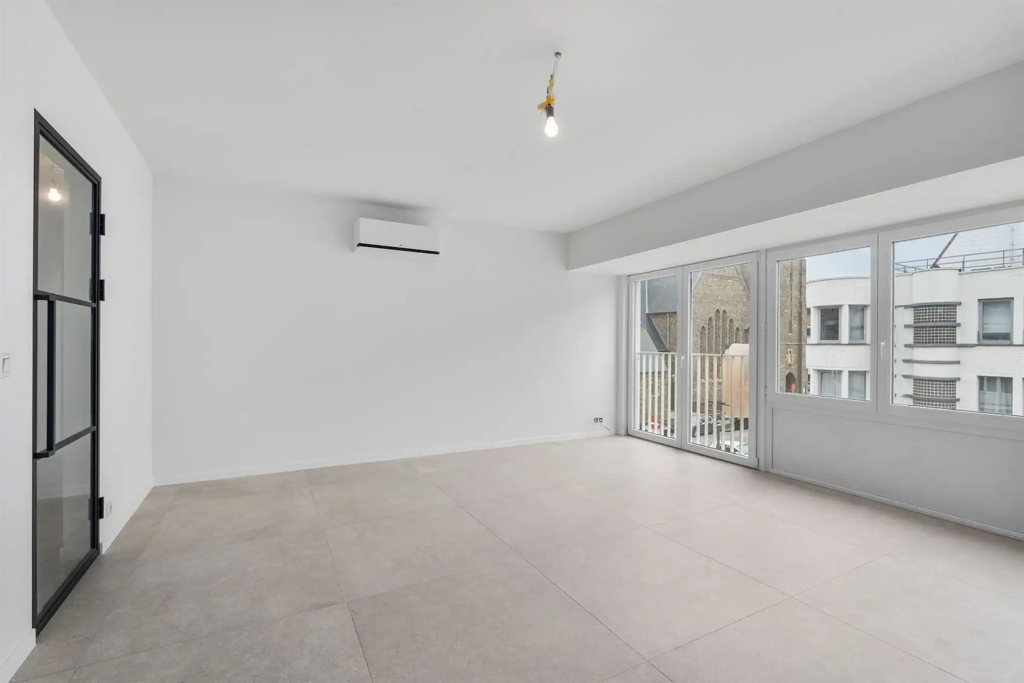 Gerenoveerd appartement vlakbij zee! foto 2