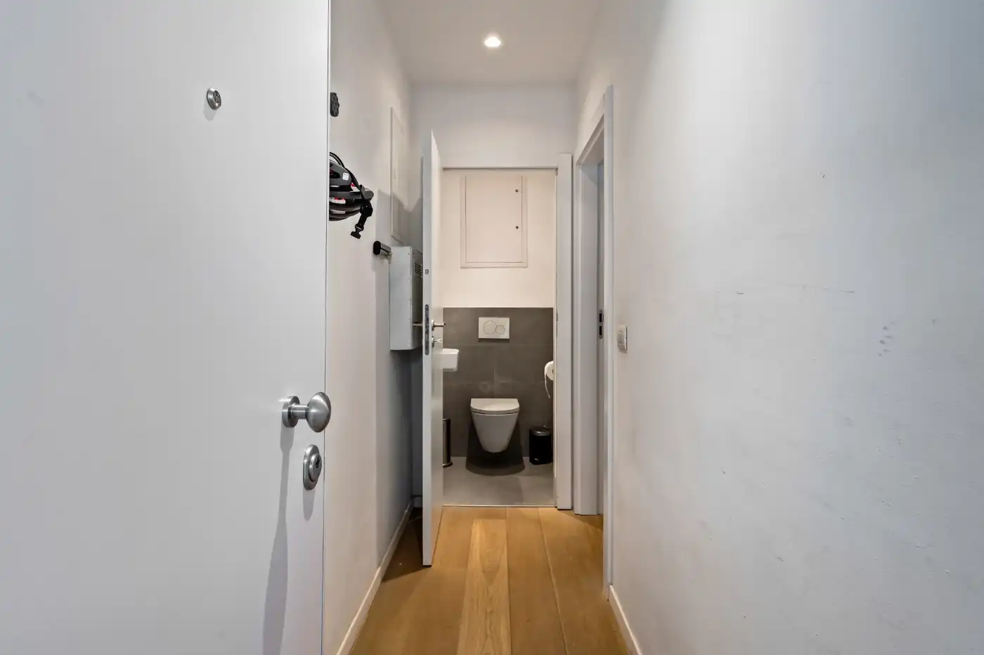 Instapklaar duplex-app. op 3e verd. met 1 slpk. en kelderberging foto 18