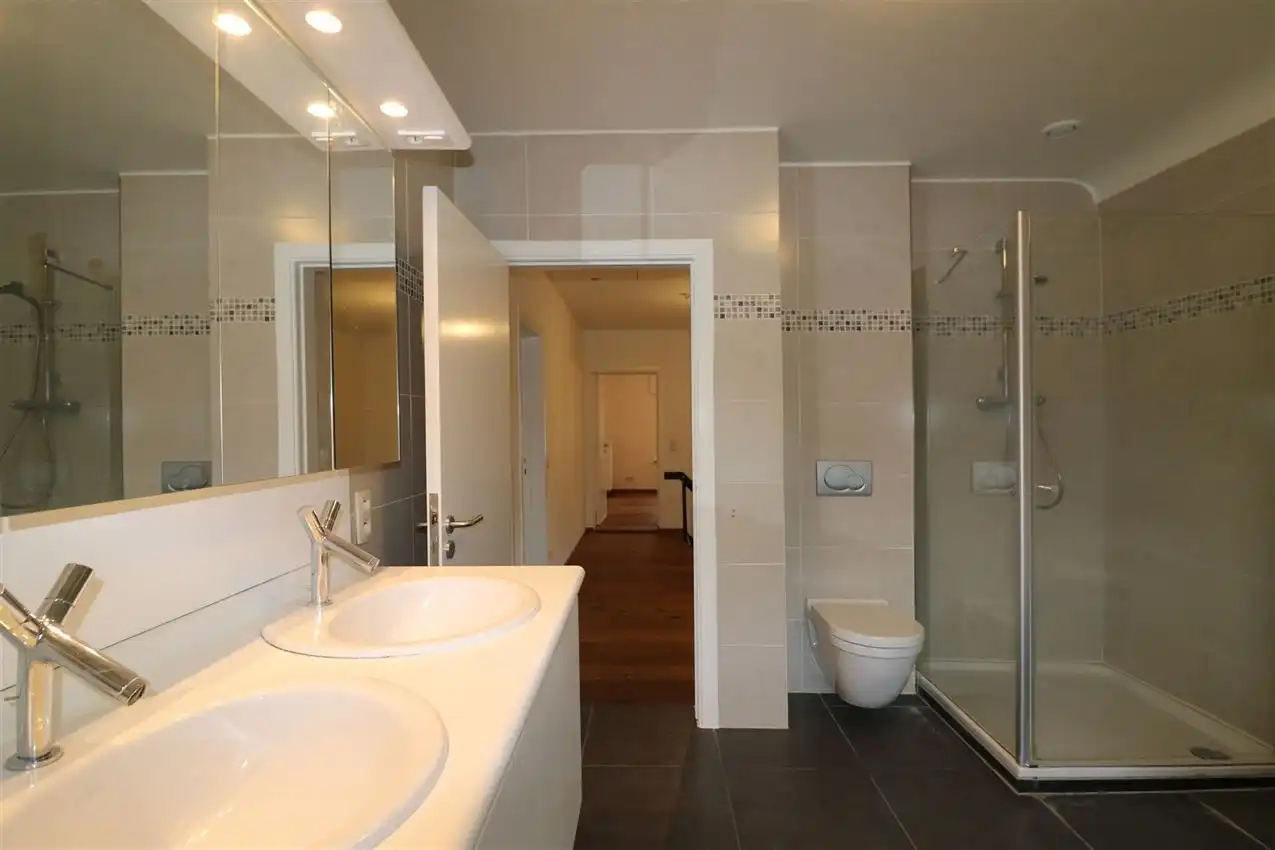 Villawoning, nabij station, 3 slpk., mooie omgeving, instapklaar foto 28