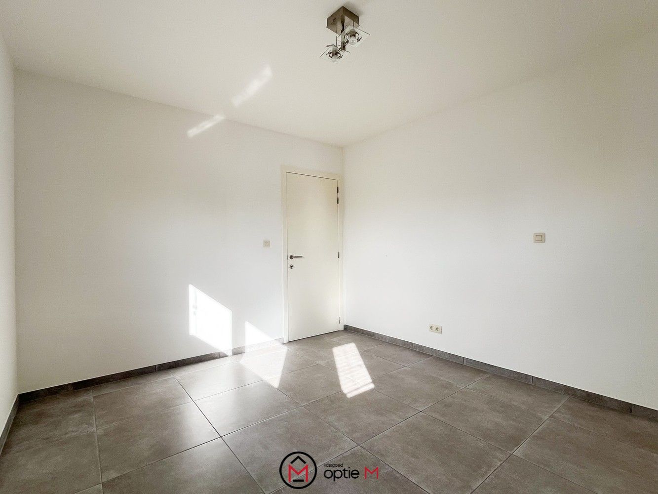 Instapklaar gelijkvloers appartement te huur in Riemst foto 15