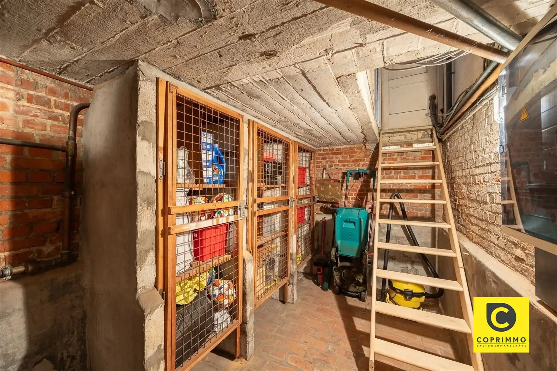 Woning met ruime zuidgerichte tuin foto 20