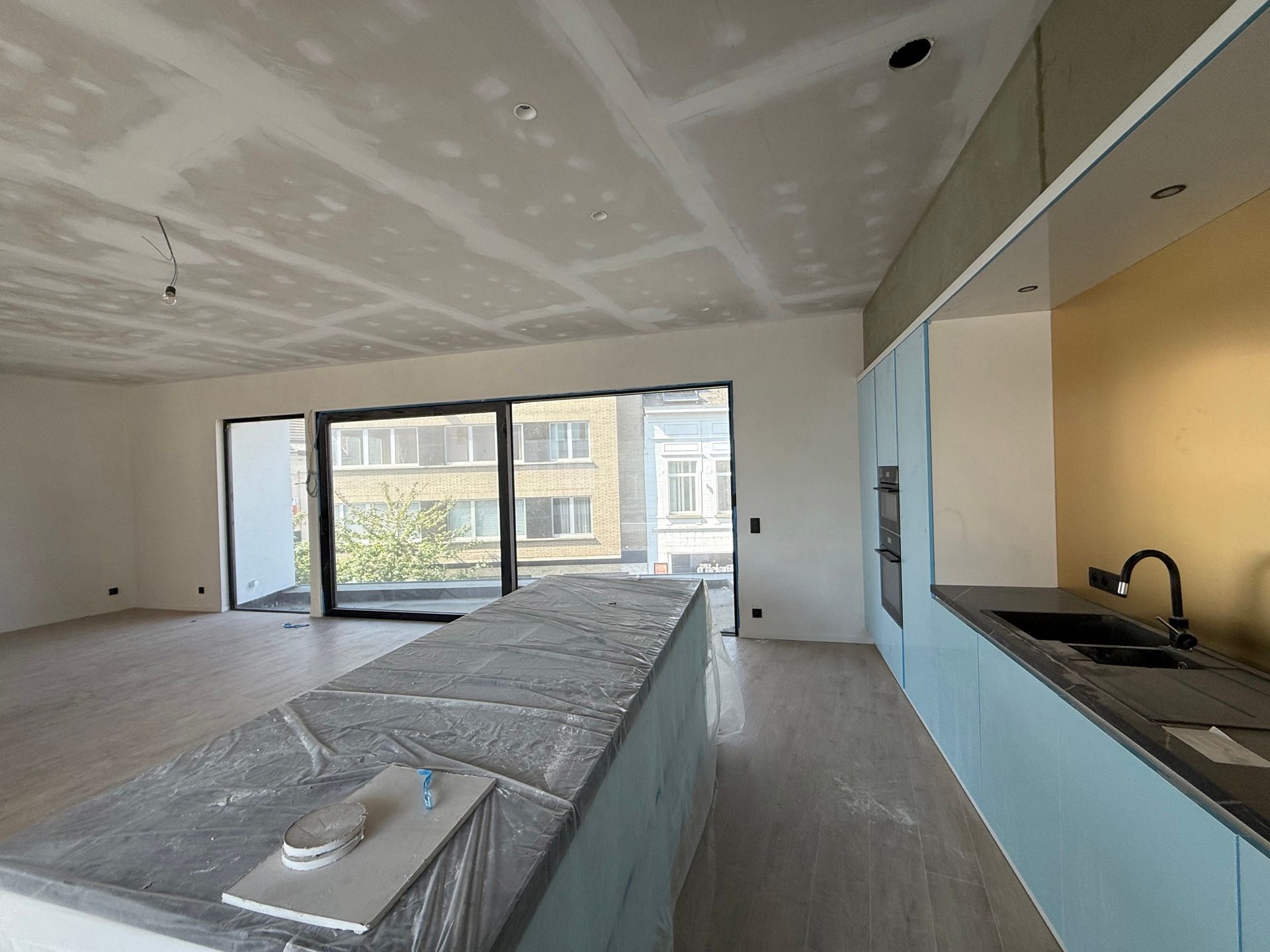 AALST - CENTRUM - Exclusief appartement met staanplaats. foto 10