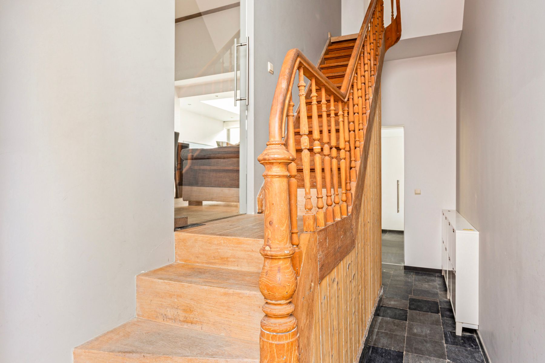 Bemeubelde woning nabij Vismarkt foto 2
