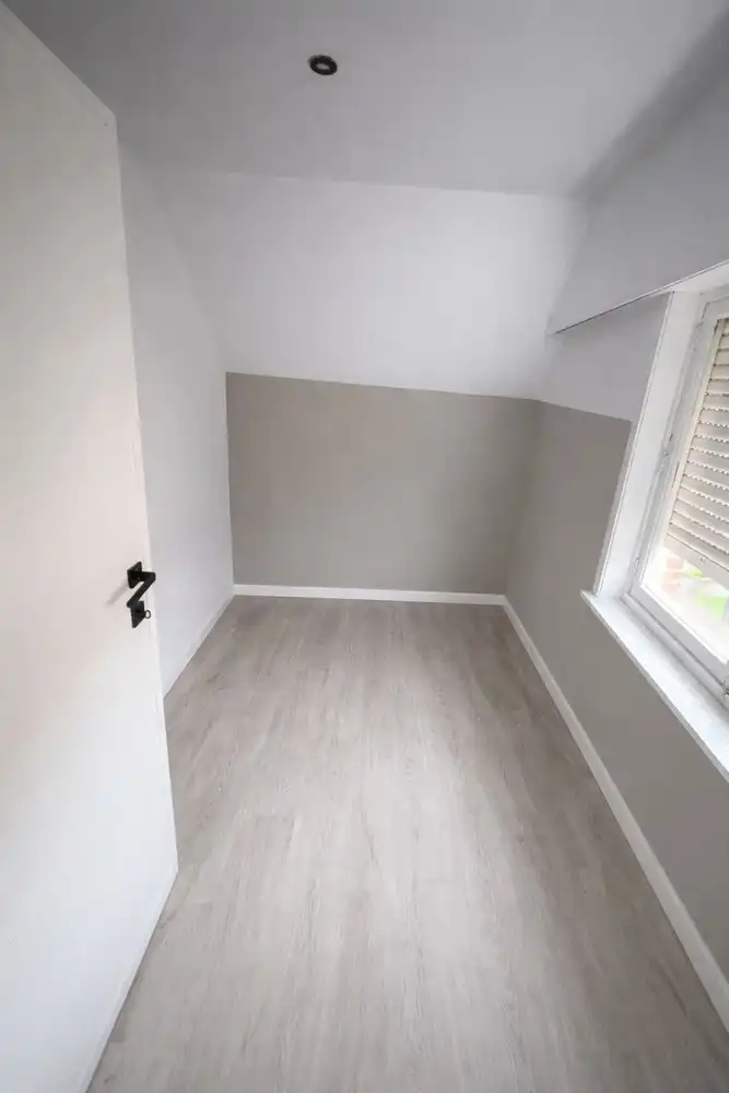 Gezinswoning, 3 slaapkamers, nieuwe keuken en badkamer op perceel van 510m² foto 8