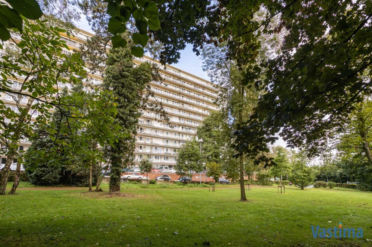 Instapklaar appartement met één slaapkamer in groene omgeving foto {{pictureIndex}}