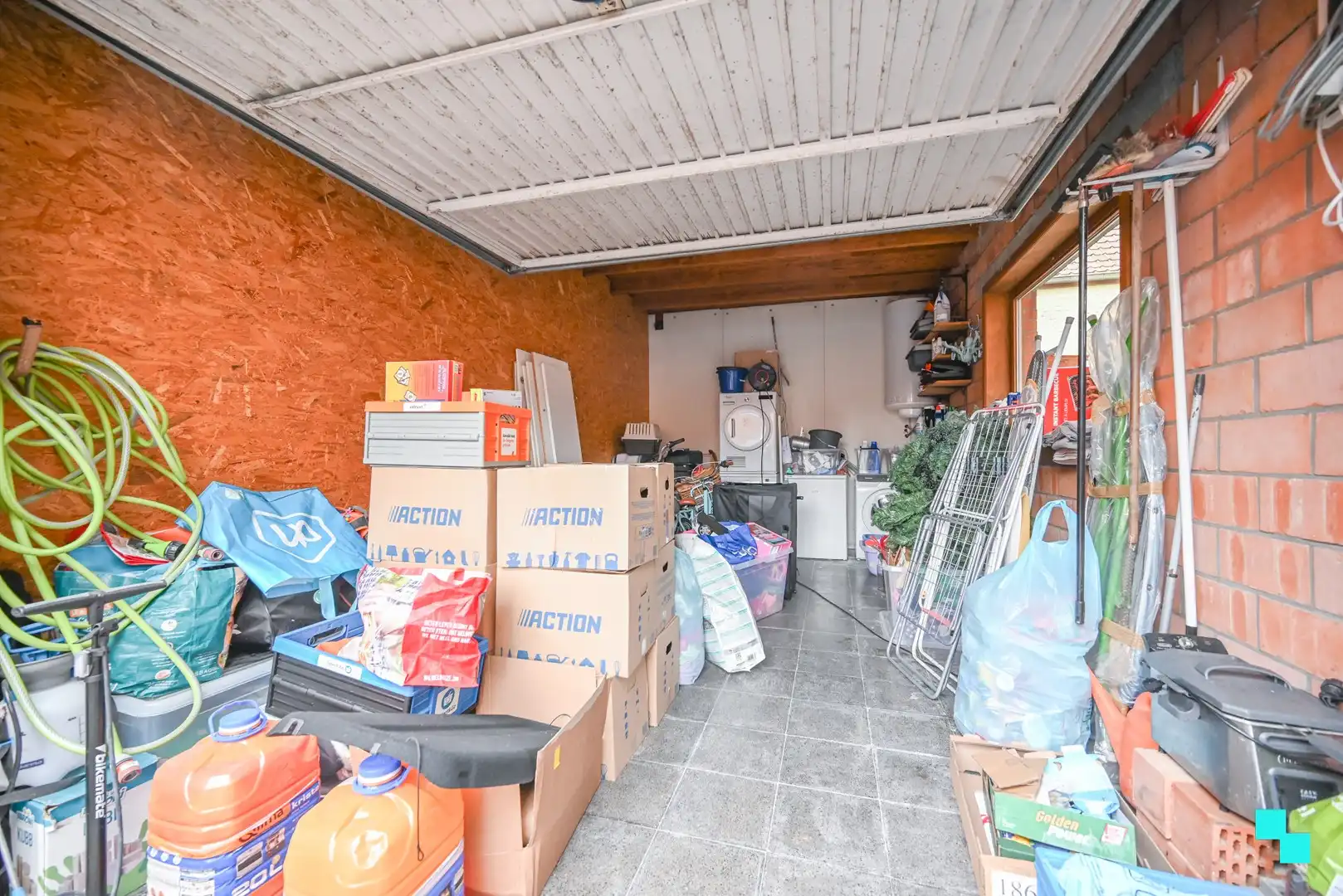 Gelijkvloerse woning met uitweg achteraan in Wielsbeke foto 14