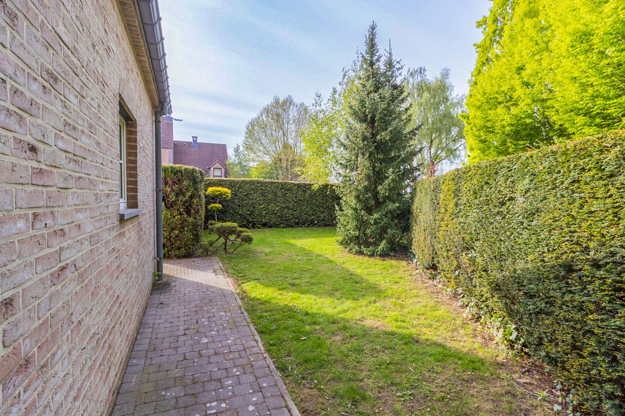Mooie woning met 4 slaapkamers foto 23