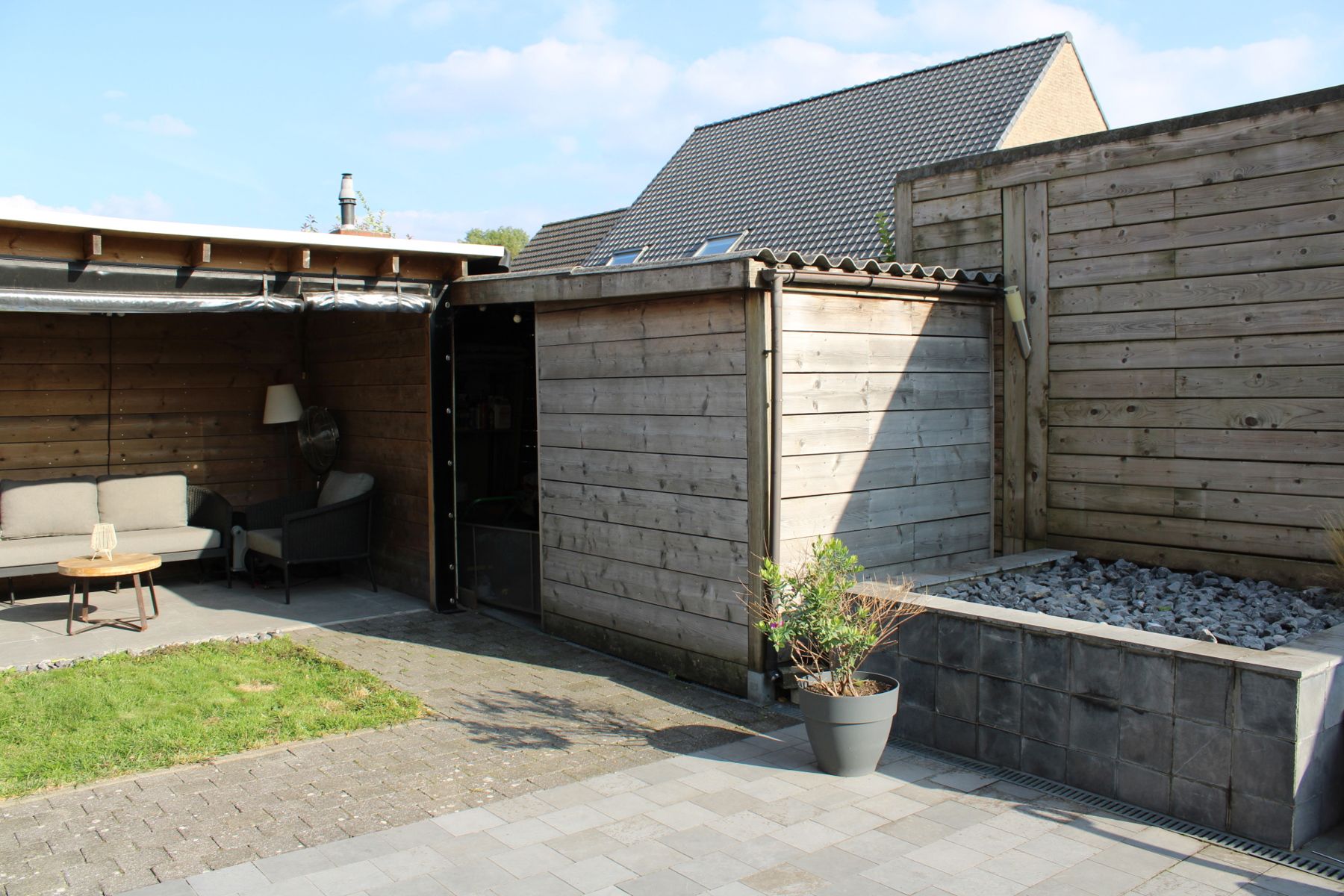 Rustig gelegen woning vlakbij centrum foto 6