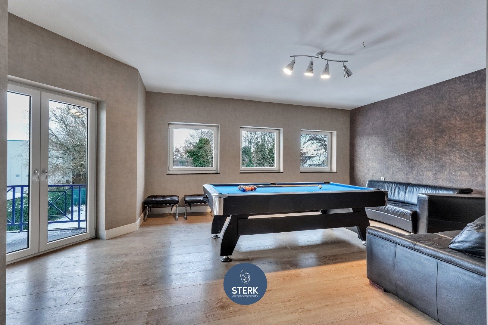 CHARMANTE VILLA MET 5 SLPKS OP EEN GUNSTIGE LOCATIE NABIJ NEDERLAND !  foto 18