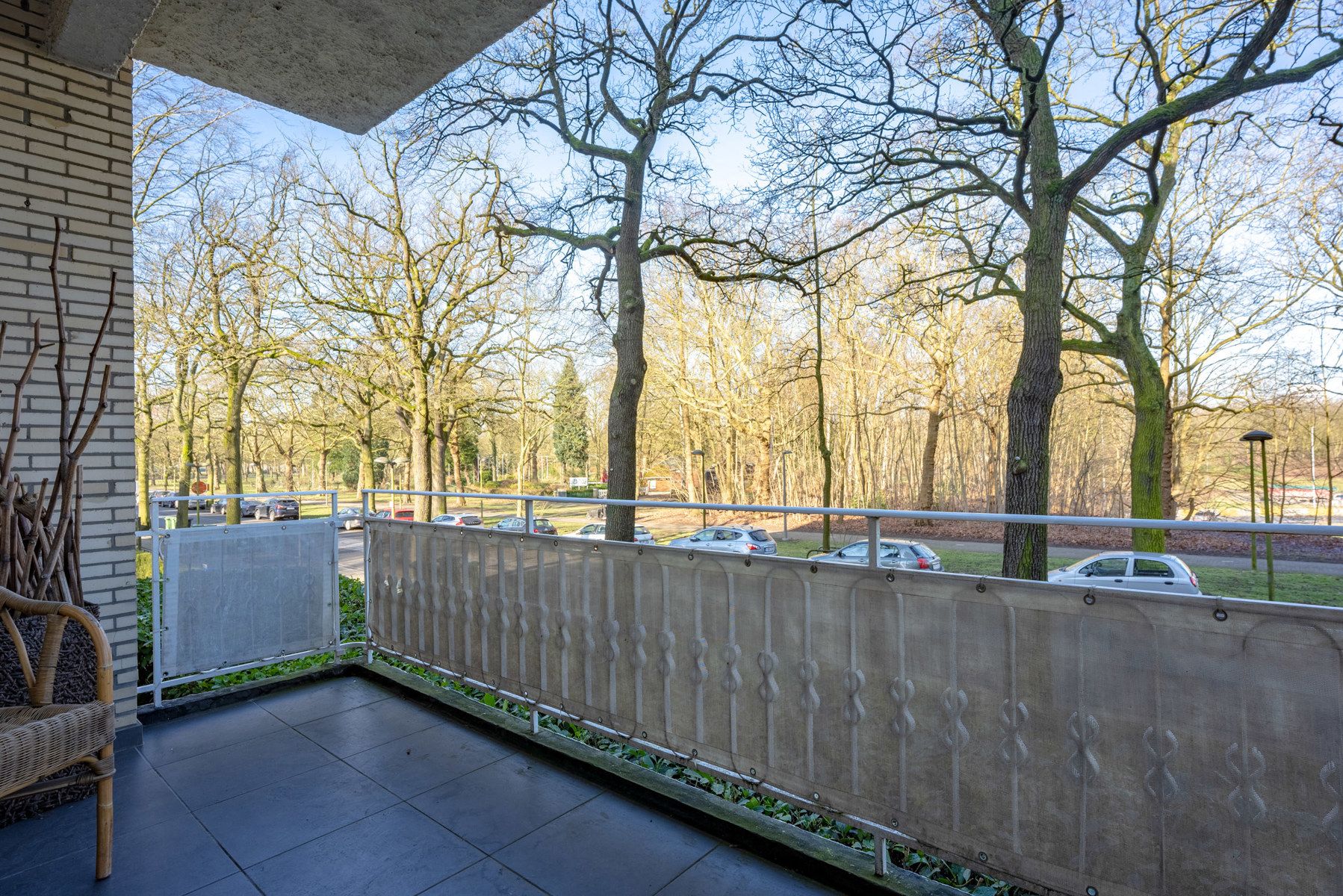 Verzorgd 2 slpk. appartement met terras en garagebox!  foto 9