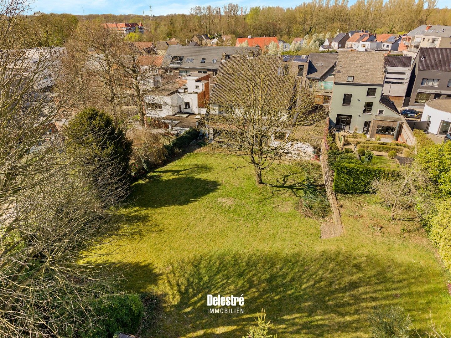 STANDINGVOLLE WONING MET GROTE ZO TUIN EREMBODEGEM foto 3