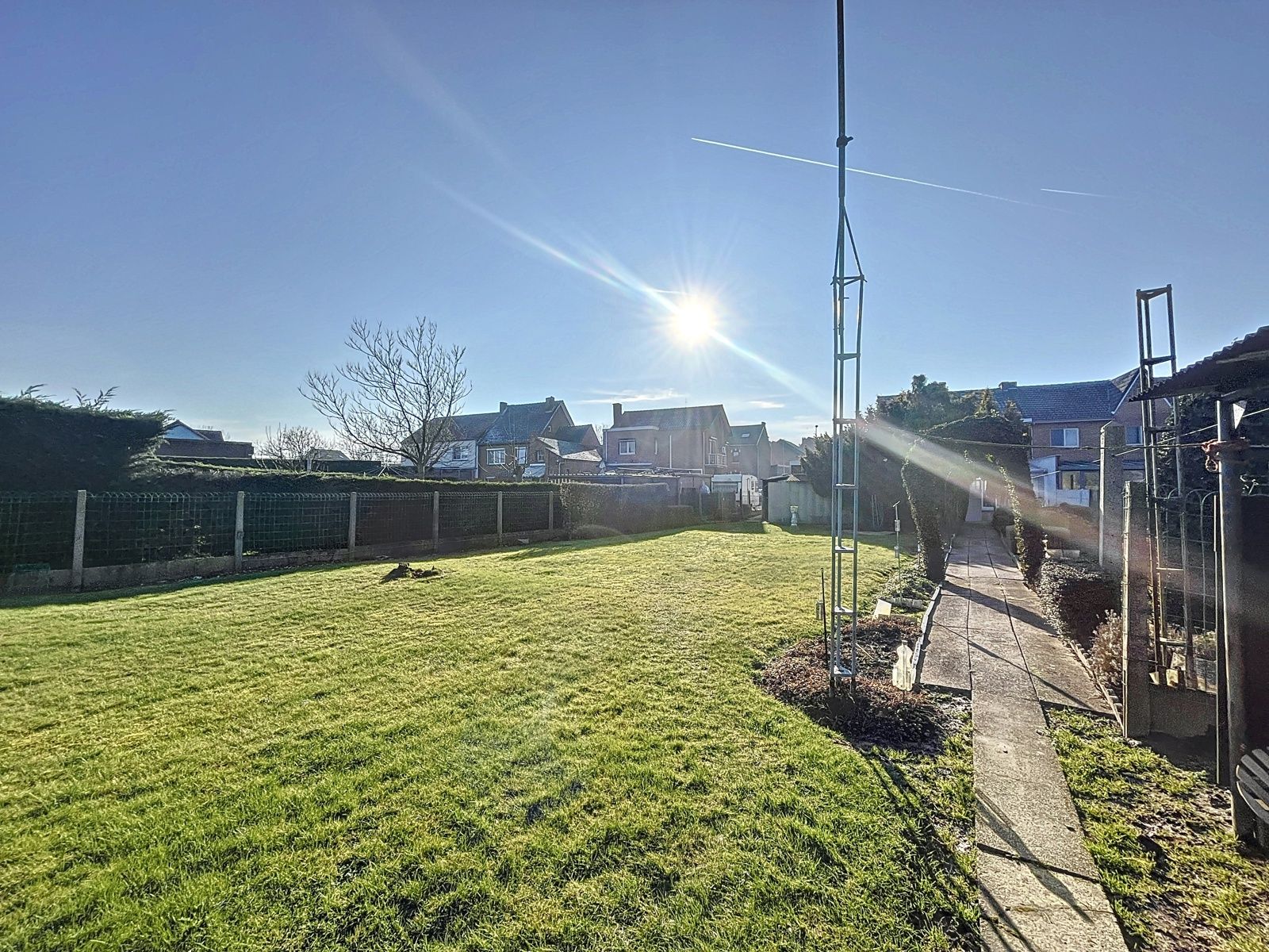 Halfopen bebouwing met 4 slpks - tuin en werkruimte foto 26