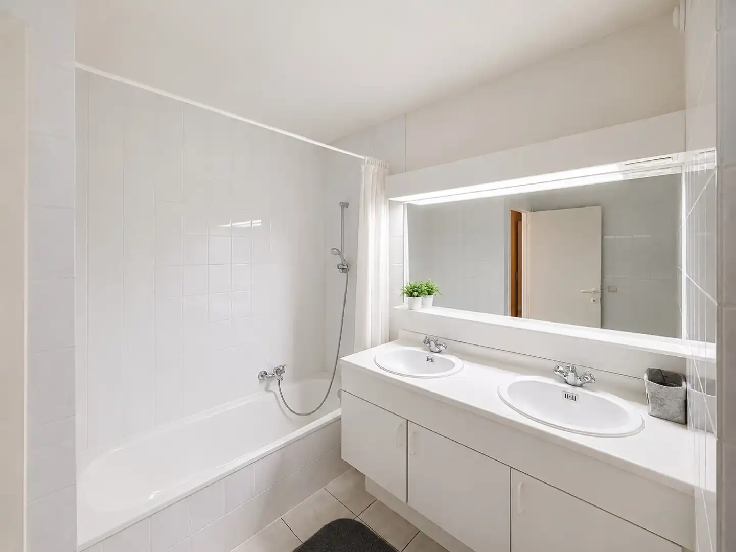 Appartement (type doorloper) met twee terrassen te Nieuwpoort-Bad foto 8