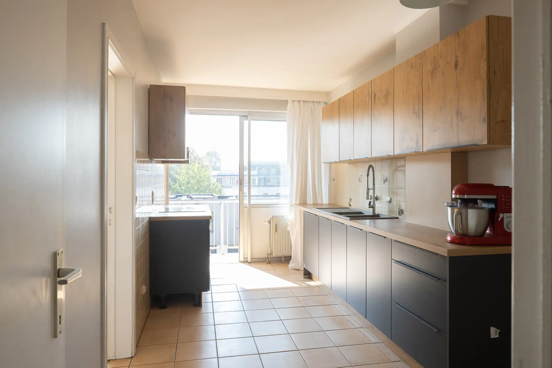 Appartement met twee slaapkamers en terras foto 5