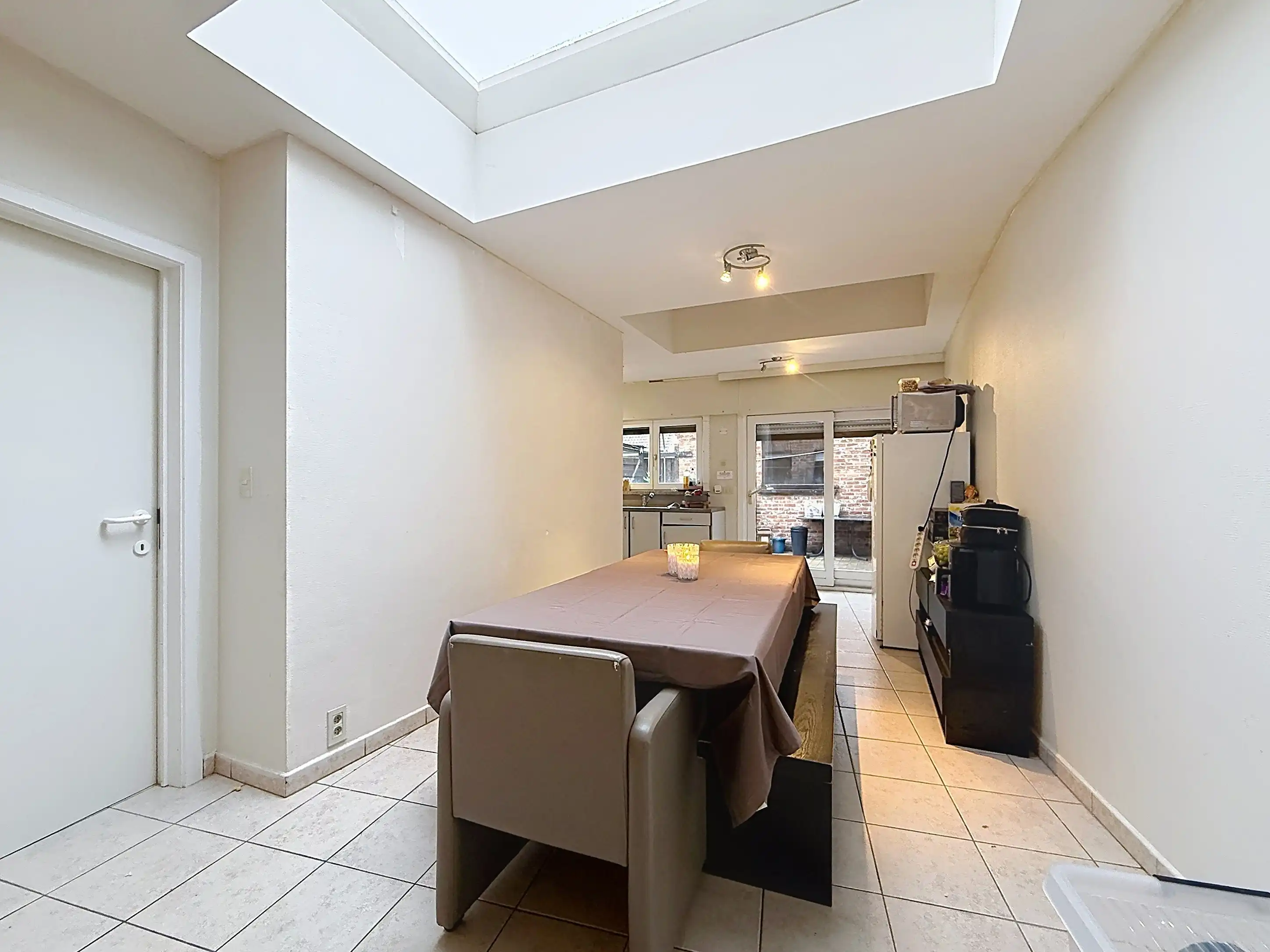 Goed gelegen woning met dubbele garage. foto 4