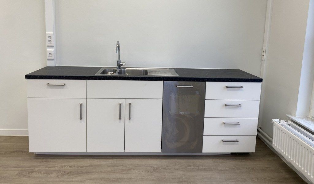 Gerenoveerde kantoren met zicht op water te huur in Gent foto 11