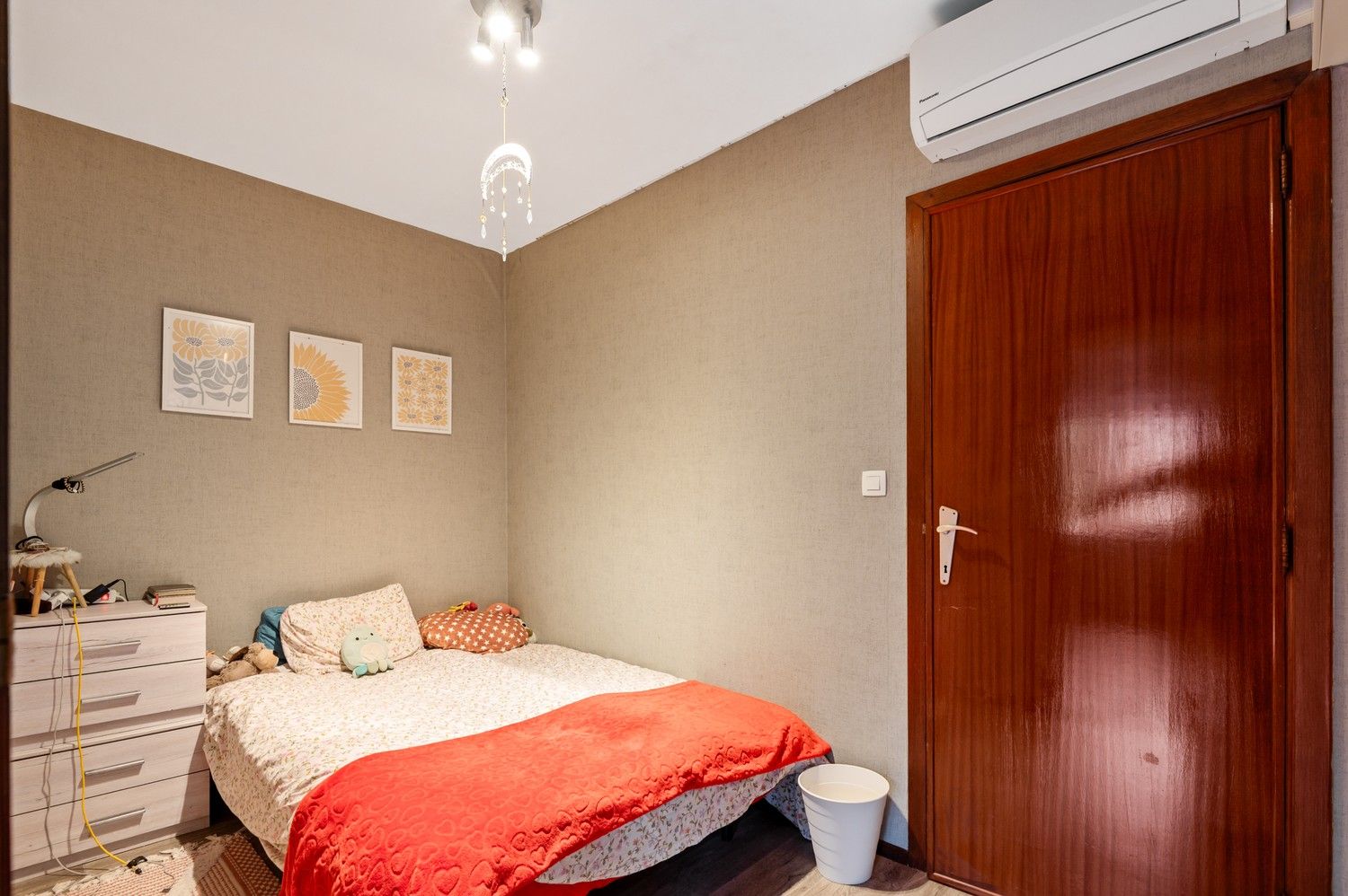 Instapklaar appartement in de Zwarte-Arend! foto 13