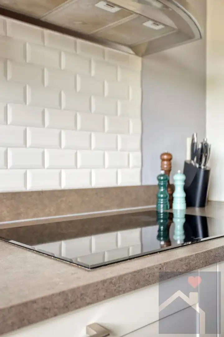 Verrassend ruime, vrijstaande kangoeroewoning met meer dan 300 m² bewoonbare oppervlakte in Rummen! foto 10