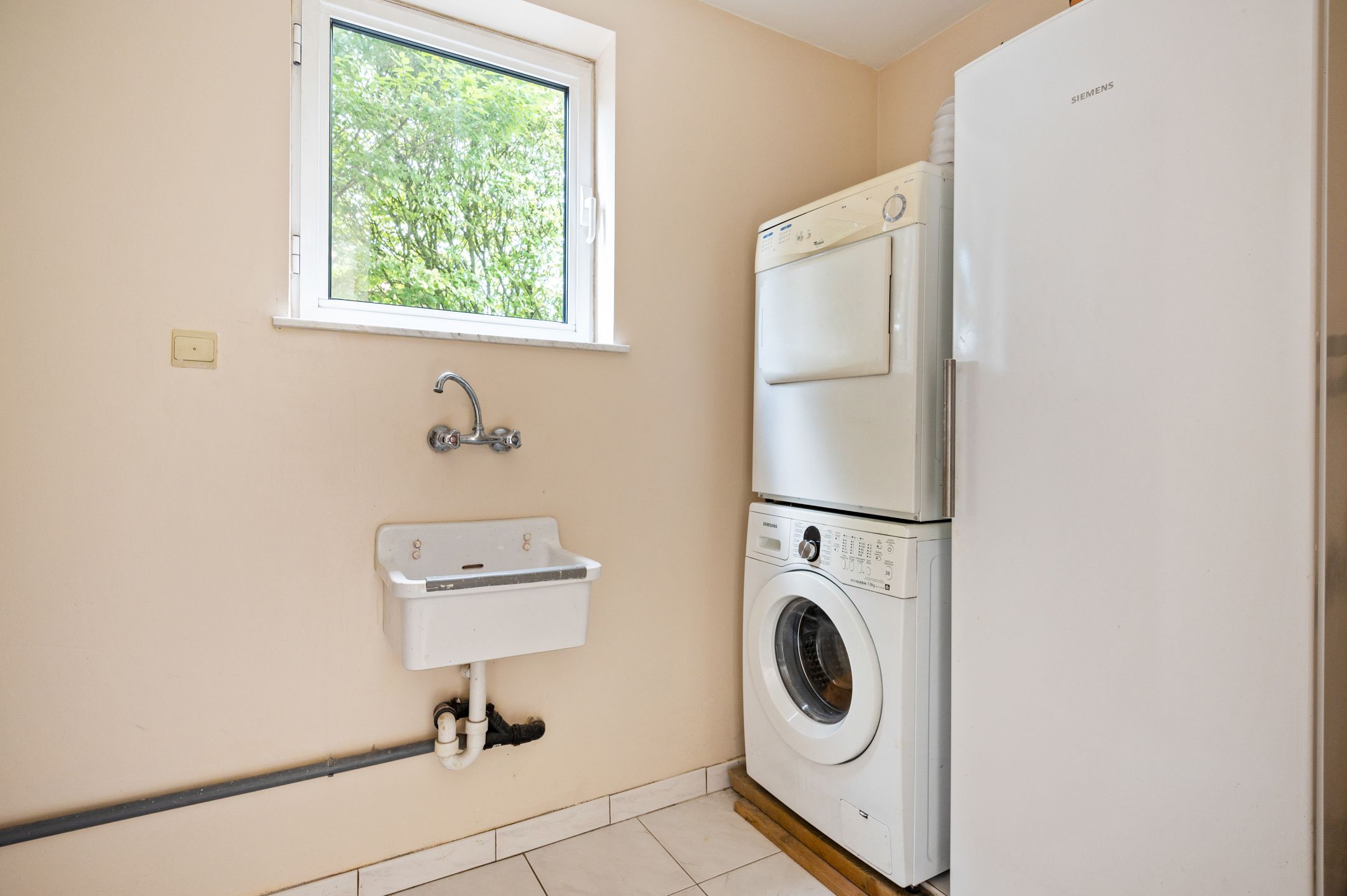 Gezinswoning met kantoor en prachtige tuin te Vosselaar.  foto 19