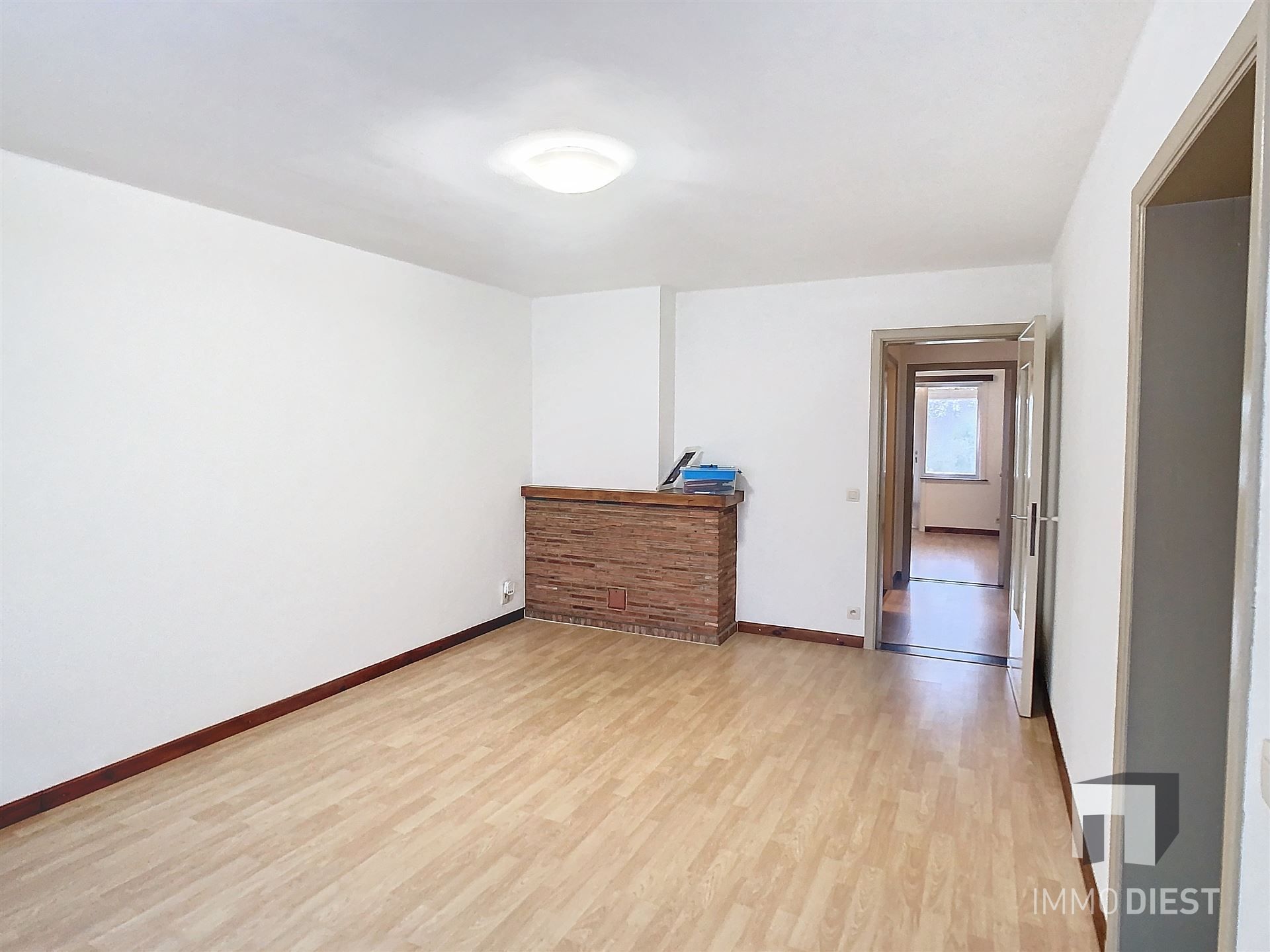 Appartement 2e verdiep met 2 slaapkamers foto 3
