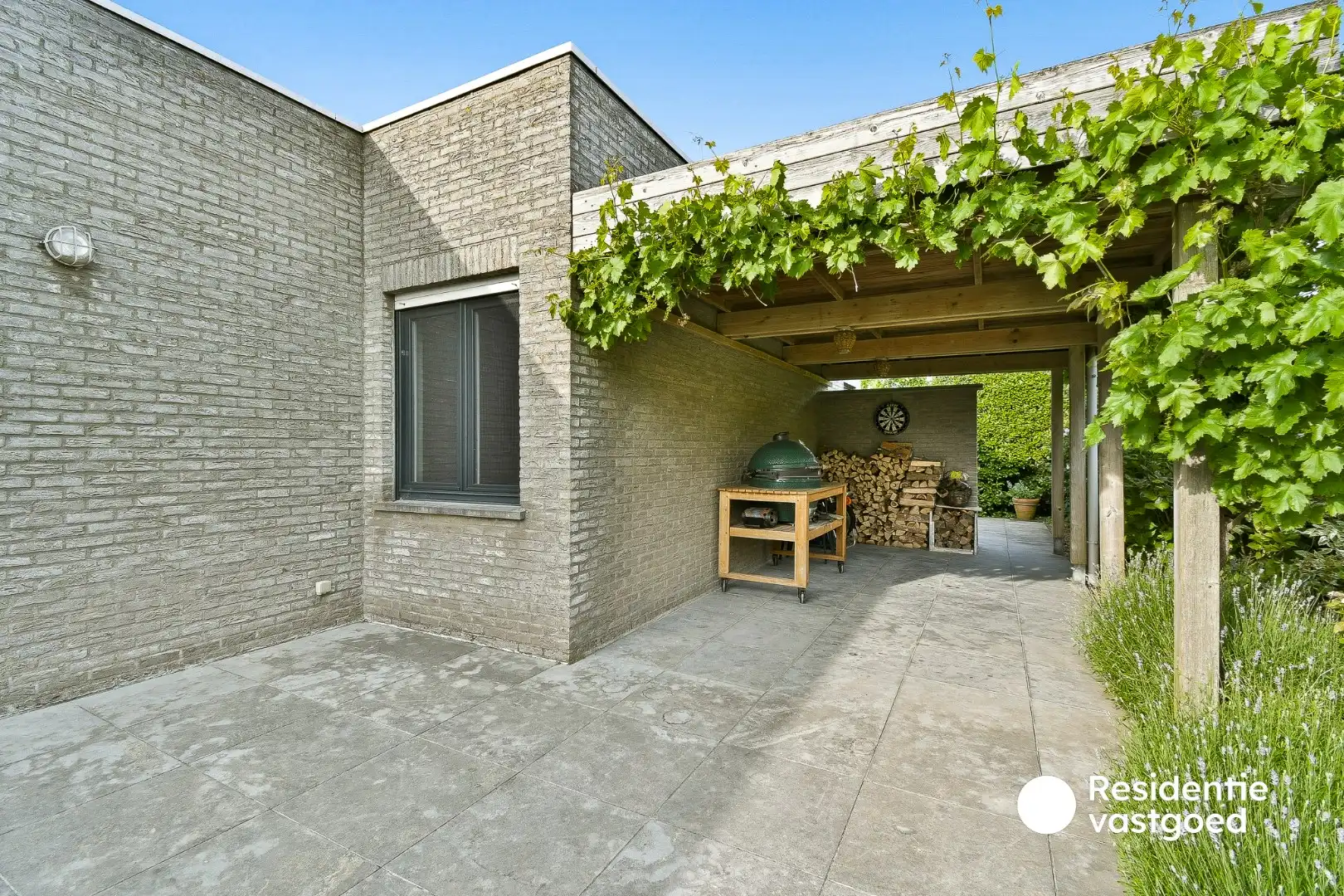 Instapklare en alleenstaande bungalowwoning foto 22