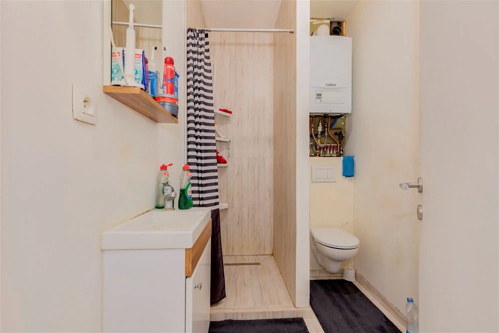 Huis ingedeeld in 6 verhuurde units - 8,8% netto rendement foto 7