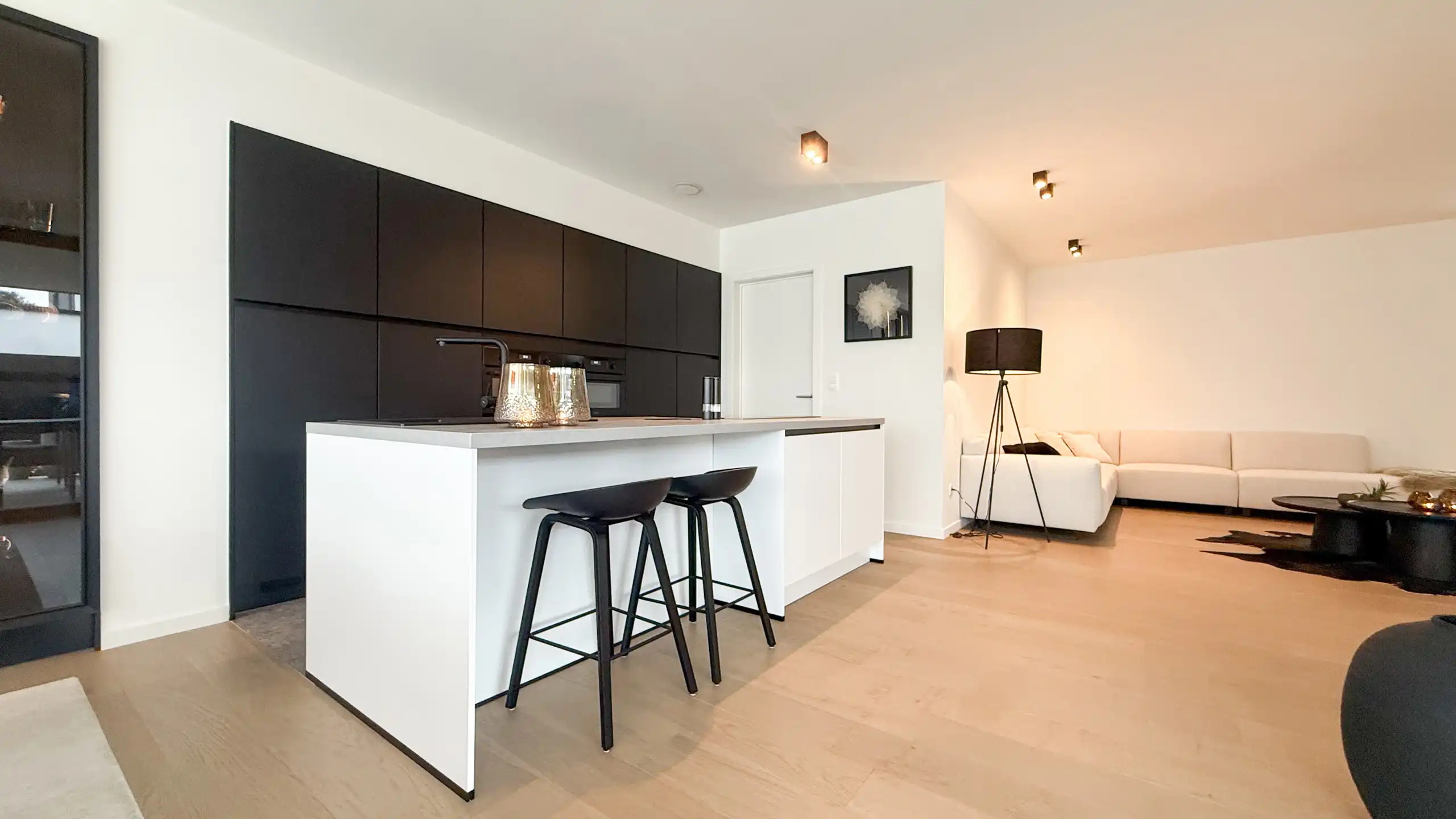 Luxueuze nieuwbouwwoning uit 2023 met E-peil 13 te Paal! foto 14