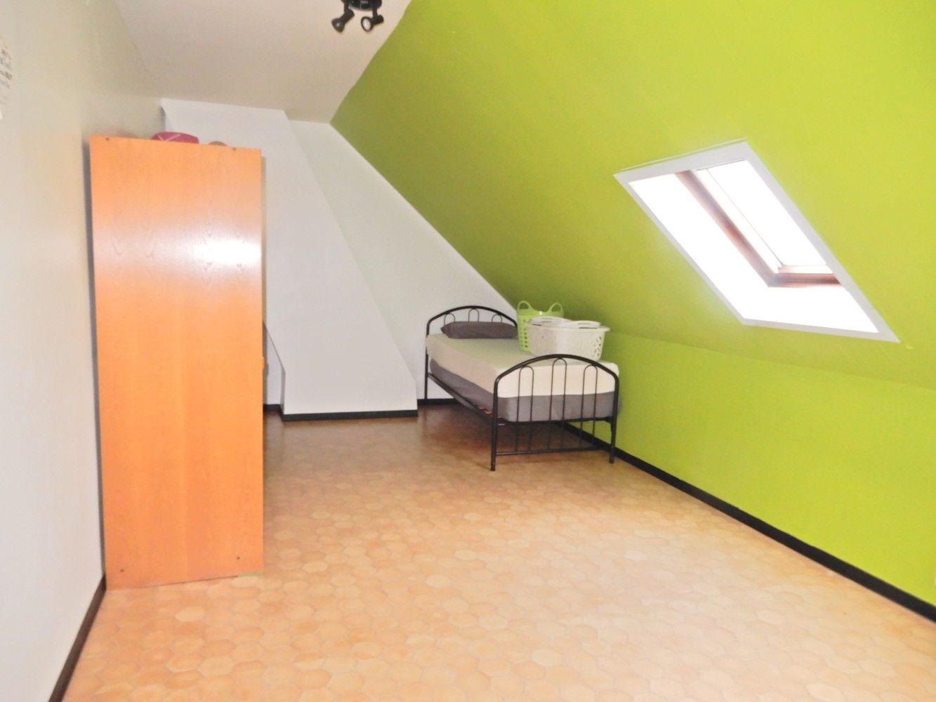 Halfopen woning te Meulebeke. foto 9