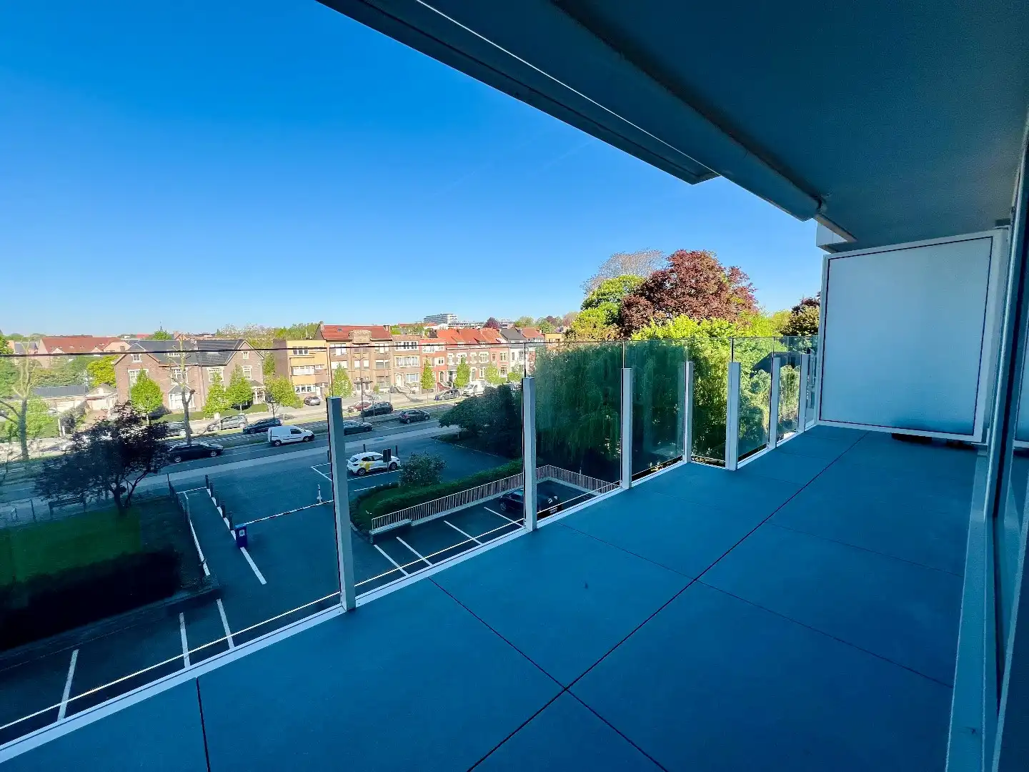 Opgeknapt app met 2 slkps en 2 terrassen met prachtig zicht foto 10