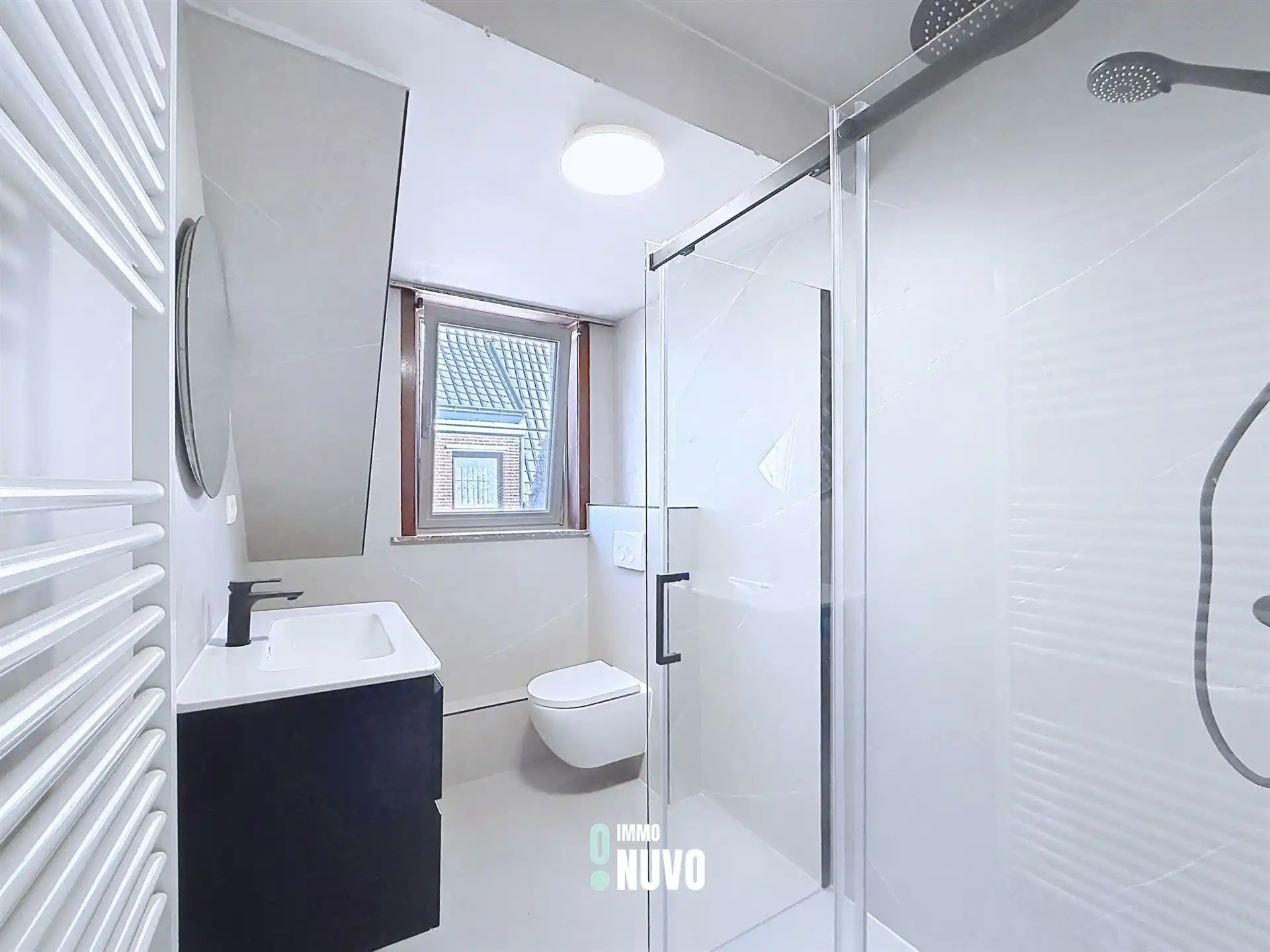 Woning 3 slpks, loods + garage en tuin foto 9