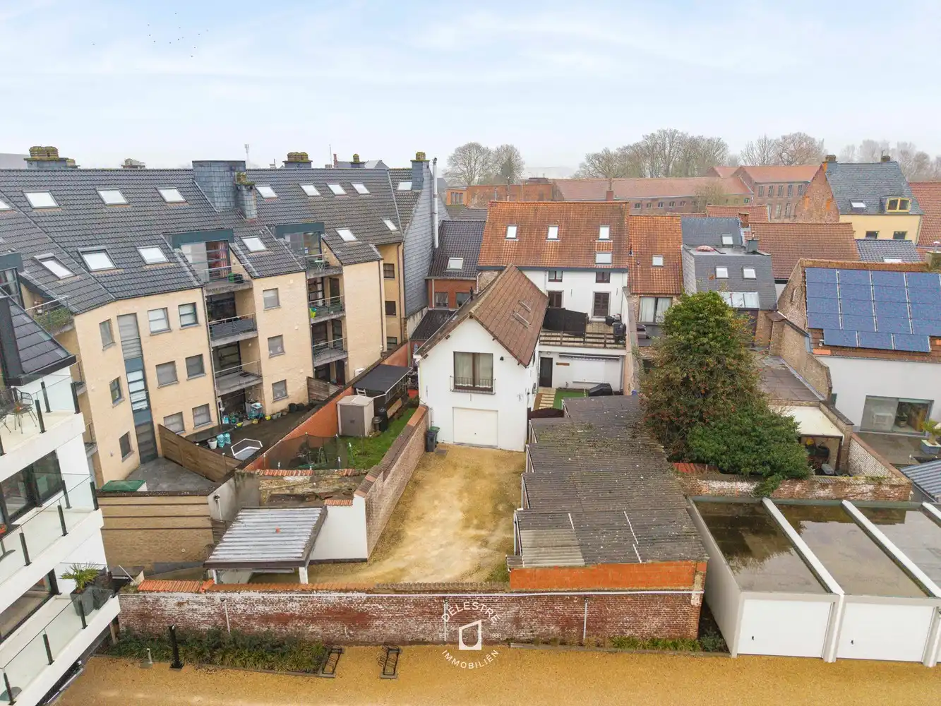 Kwalitatief verhuurde investeringseigendom 5 APP. EN 5 GARAGES in het centrum van Ninove foto 27