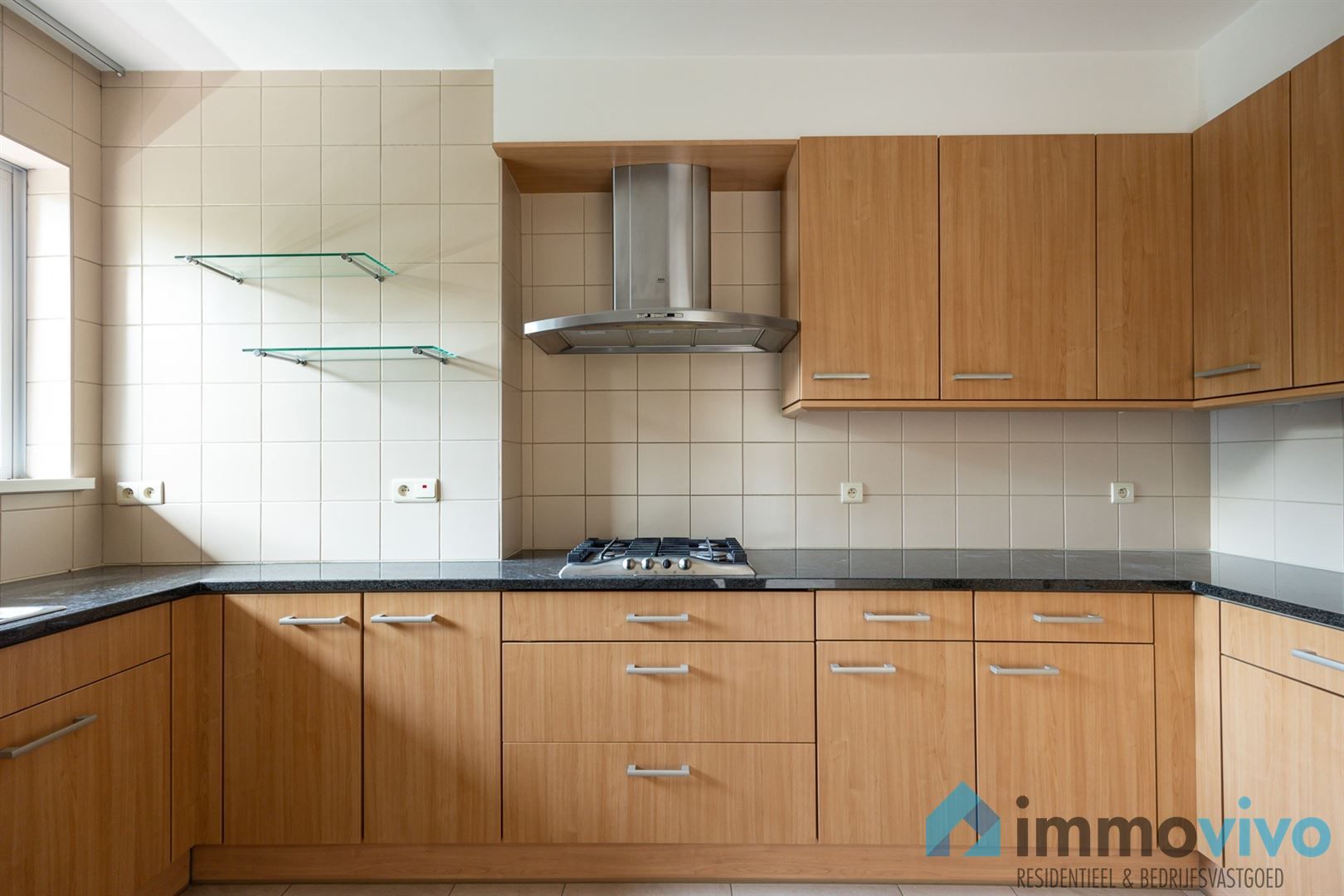 Gerenoveerd appartement met 3 slaapkamers en twee terrassen foto 5