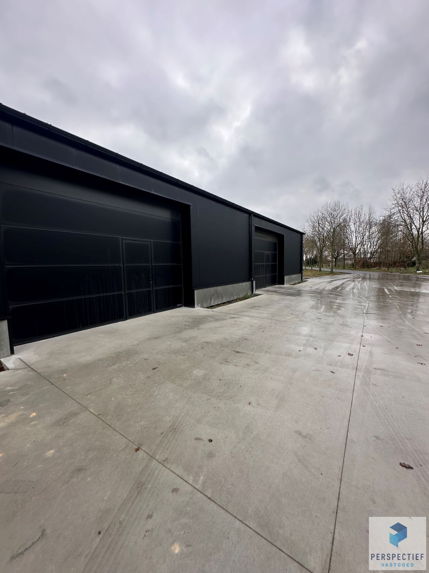 Laatste businessunits (6 & 7): Grote Loodsen te huur in het Fort Beernem foto 8