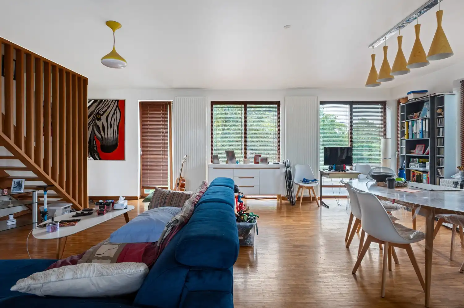 Riant duplex appartement met terras te Borsbeek foto 2